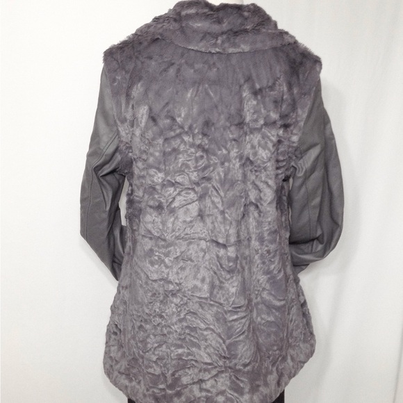 Dennis Basso Faux Fur Zip Front Jacket with Zip-Off Sleeves - Picture 4 of 11